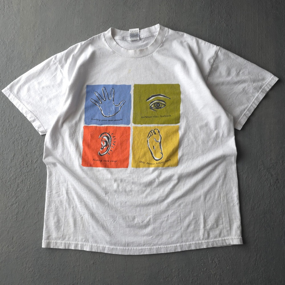 Vintage 2000s Fruit of the Loom White Washington Post Sunday Source T-shirt XL
